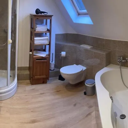 Haus Wiesengrund * 후트겐발트